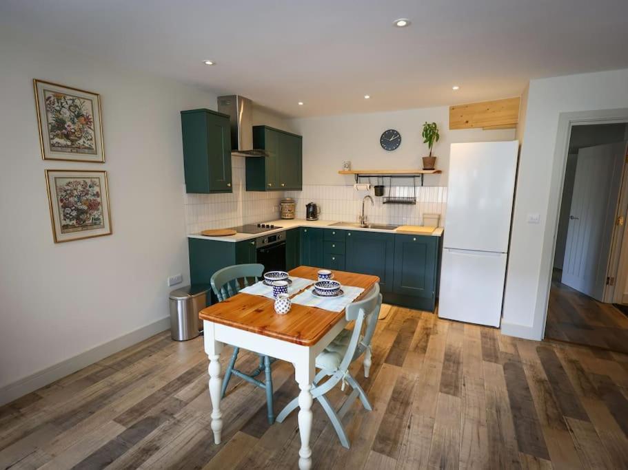 Spacious 1-Bed Apartment With Super King Or Twin In Central Charlbury, Cotswolds Luaran gambar